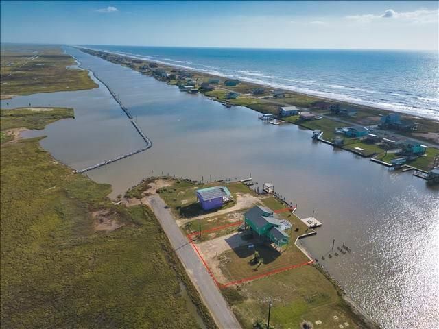 456 PR 676 Marina, Sargent, TX, 77414