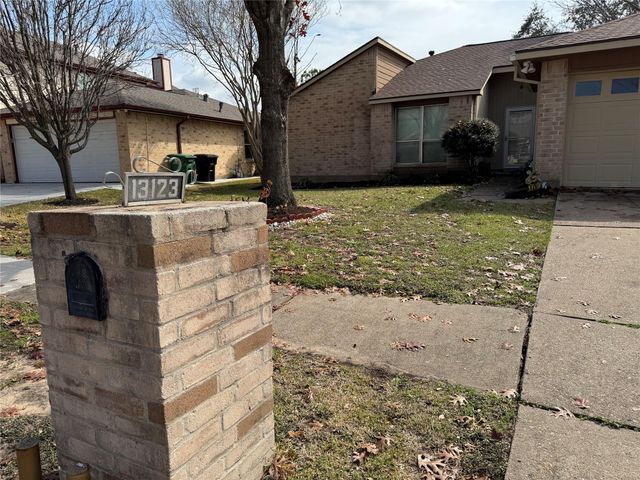 13123 CHIPMAN GLEN, Houston, TX, 77082