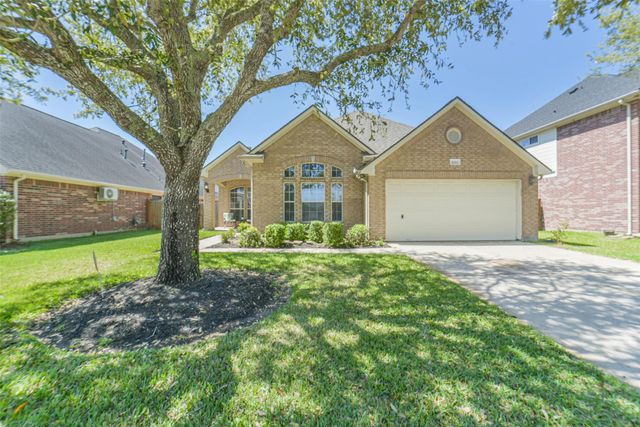  2612 Sun Flare Ln, Pearland, TX 77584