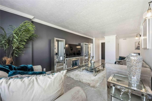 5150 Hidalgo, Houston, TX, 77056
