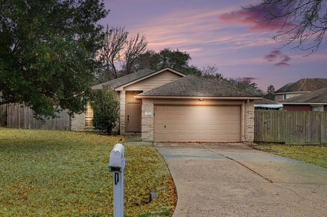  322 Moonwalk St, Montgomery, TX 77356