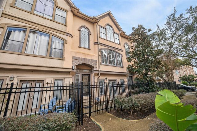 2422 Dorrington, Houston, TX, 77030