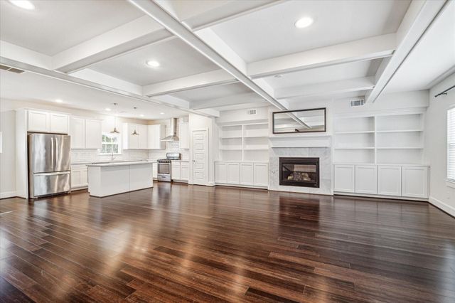 4612 Chartres, Houston, TX 77004
