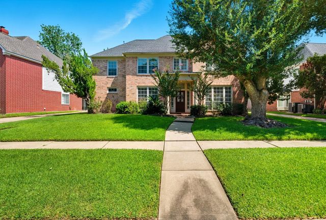  4907 Cambridge St, Sugar Land, TX 77479