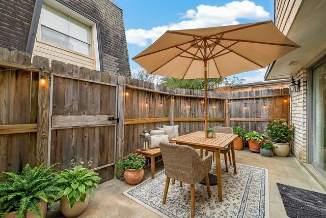 1803 Stoney Brook, Houston, TX, 77063