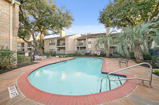 8100 Cambridge, Houston, TX, 77054