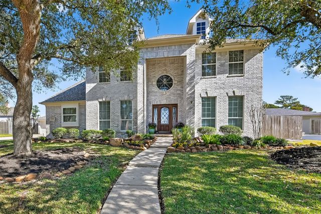 15630 Twisting Springs
