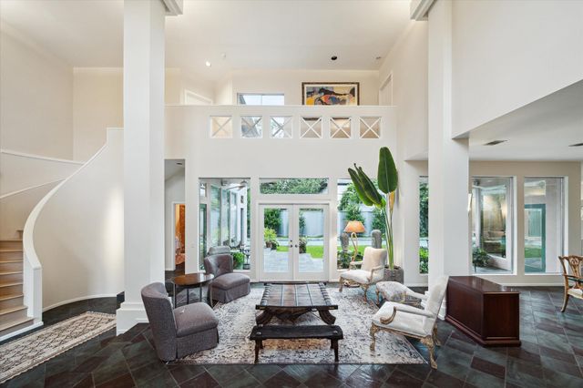 2016 Milford St — Cresmere Place