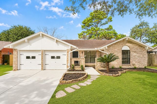  5007 Colmesneil St, Pearland, TX 77584