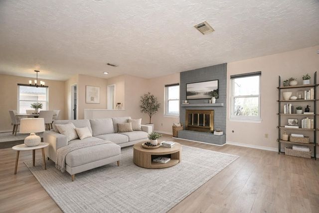 12518 Hunting Briar, Houston, TX, 77099