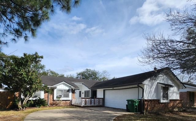 8403 Mullins, Houston, TX, 77096