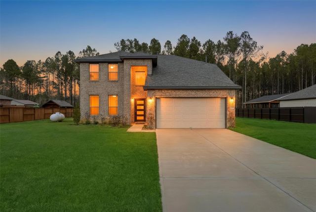  1229 Road 66112, Dayton, TX 77535
