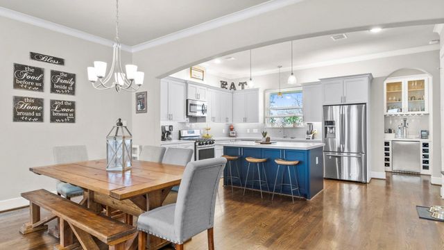 833 Wakefield, Houston, TX, 77018