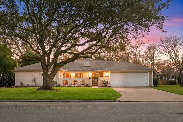 1719 Alta Vista