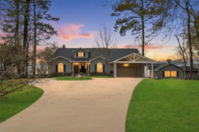  153 Shiprock, Livingston, TX 77351