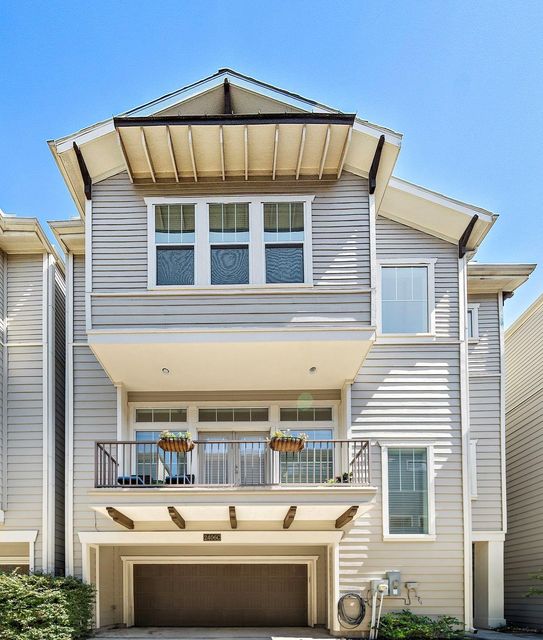 2406 Beall St C — Beall Street Place