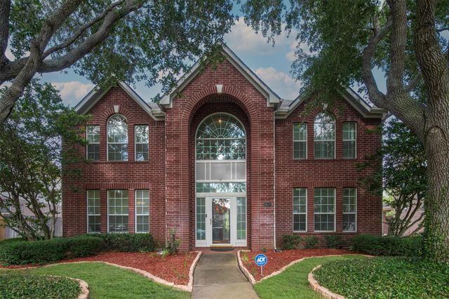  2627 Brazos Ridge Dr, Sugar Land, TX 77479