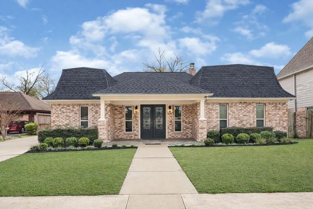 1031 Richelieu Ln — Shepherd Park Plaza Sec 04