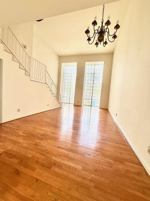 12633 Memorial, Houston, TX, 77024