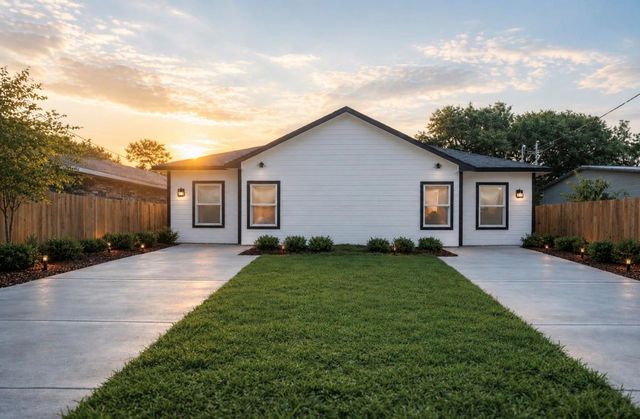  6010 Bobby Burns St, Houston, TX 77028