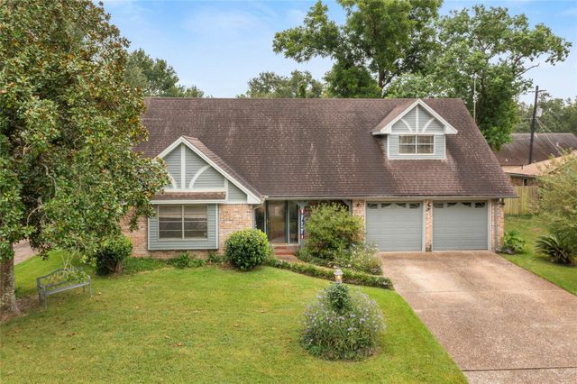 5104 Bayou, Dickinson, TX, 77539