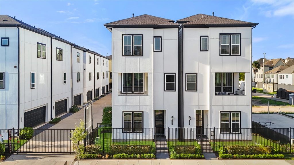 2704 Grand Fountains Drive G, Houston, TX 77054 cover photo. Doors Open Tour advertisement.
