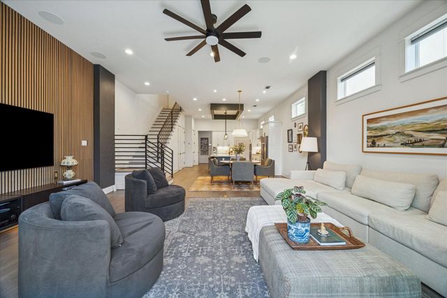 1311 Laird St — Houston Heights Annex