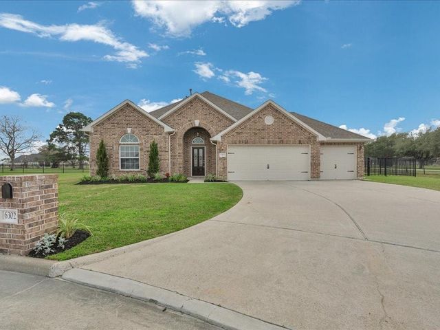  6302 Fisher Reef Dr, Beach City, TX 77523