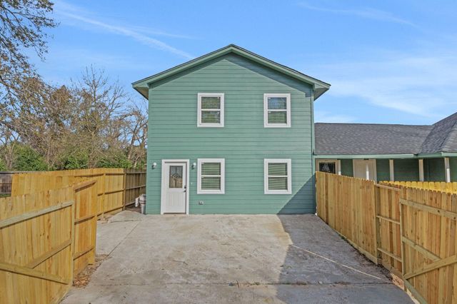 990 Wall, Houston, TX, 77088