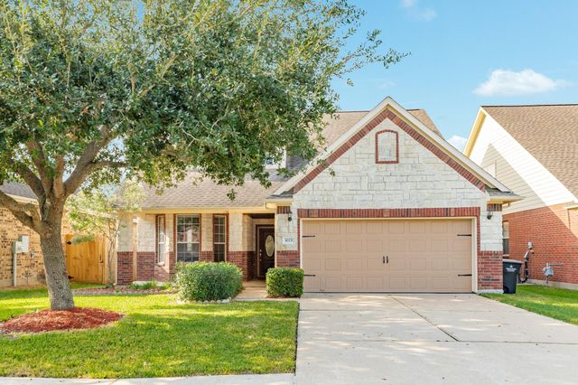 1025 Luke, Alvin, TX, 77511