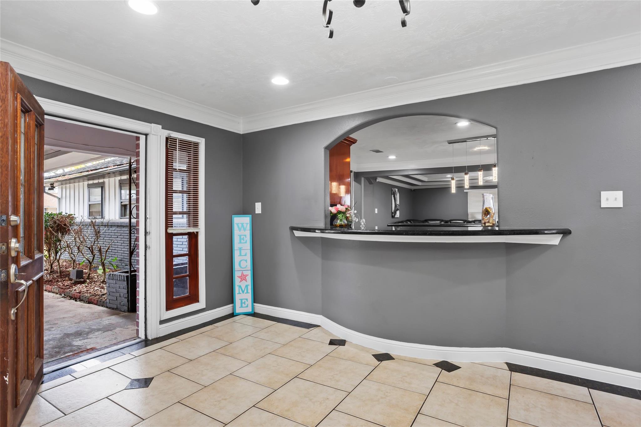 8406 Glen Valley Dr