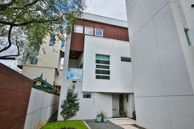 4408 Mount Vernon St — Mt Vernon Gardens