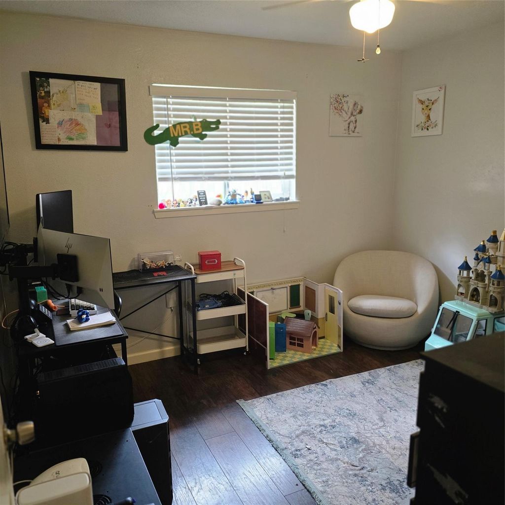 22527 Millgate Dr β photo 7