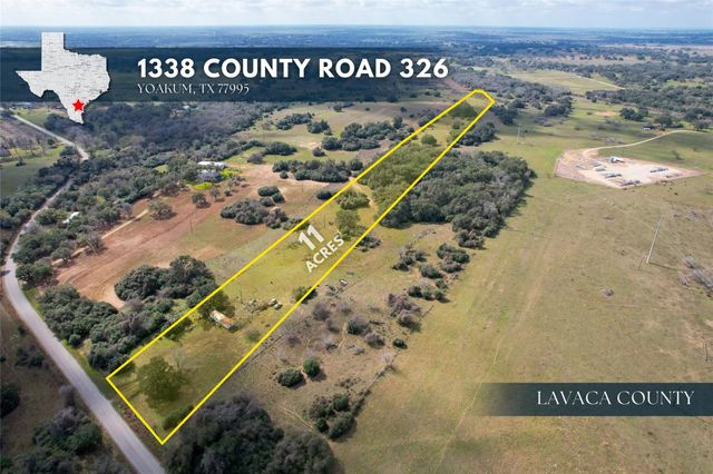 1338 County Road 326, Yoakum, TX, 77995