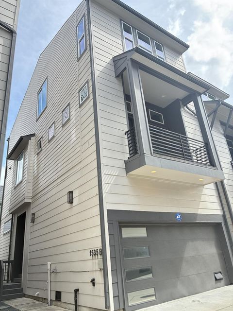1535 24th, Houston, TX, 77008