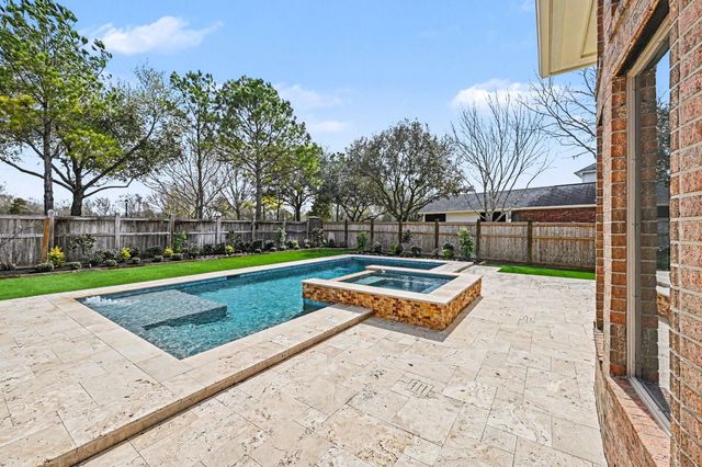  3903 Bell Hollow Ln, Katy, TX 77494