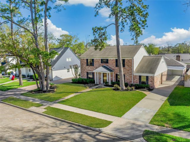 1119 Cheshire Ln — Shepherd Park Plaza