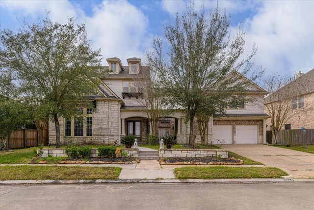  7114 Habersham Ave, Sugar Land, TX 77479
