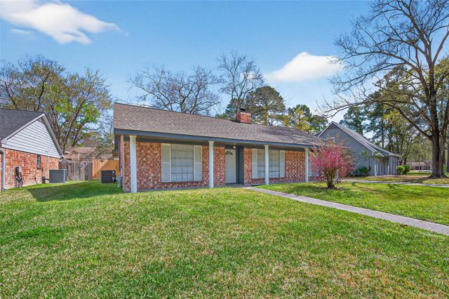 3242 Three Pines Dr — Woodland Hills Village Sec 01