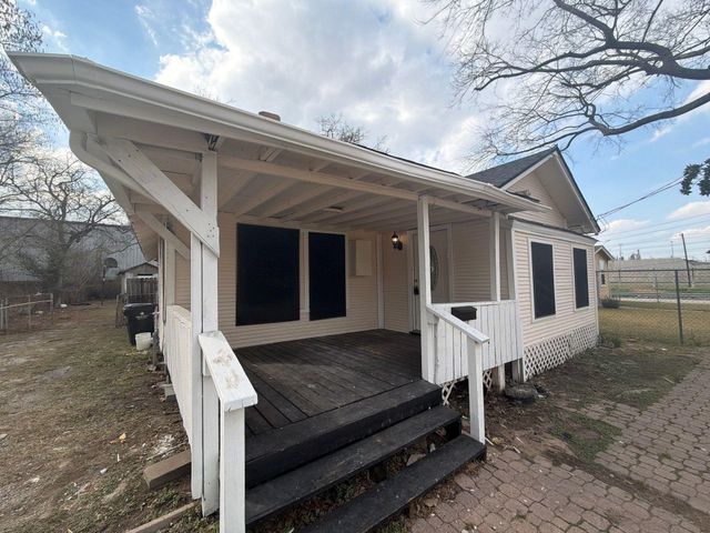121 Spooner, Pasadena, TX, 77506