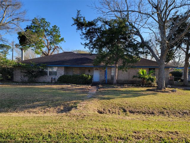 3 Ivy, Jones Creek, TX, 77541