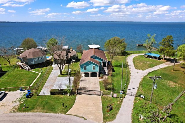 514 Water View, Livingston, TX, 77351