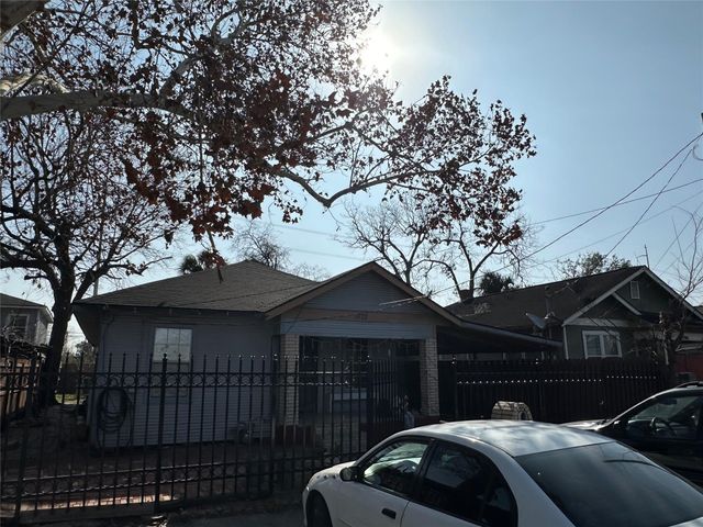 3922 Jefferson St — Meadowlawn