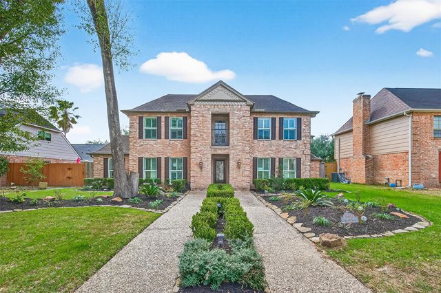 15843 Foxgate Rd — Fleetwood Sec 01