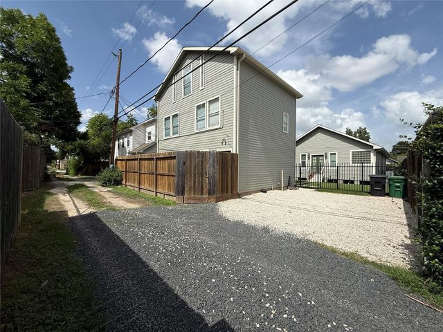 1105 Tulane, Houston, TX, 77008