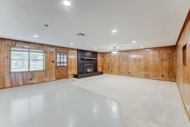 305 Yaupon, Sweeny, TX, 77480