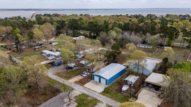 381 Antigua, Point Blank, TX, 77364