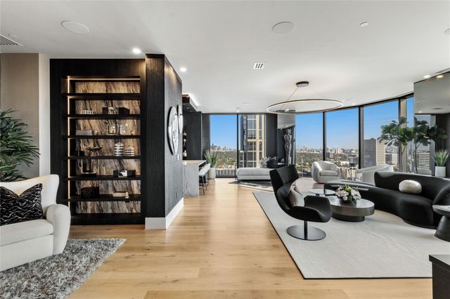  1409 Post Oak Blvd #2301, Houston, TX 77056