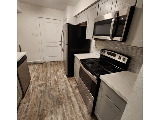 2677 Gessner, Houston, TX, 77080