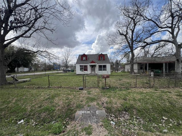 4801 Englewood St — Liberty Gardens Sec 02